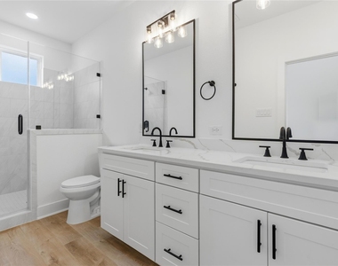 812 Elkhart Street - Photo Thumbnail 19