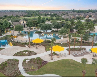 2718 Cottage Place - Photo Thumbnail 17