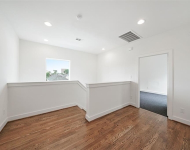 1539 W 23rd Street - Photo Thumbnail 15