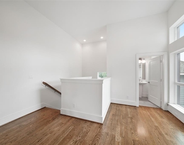 1539 W 23rd Street - Photo Thumbnail 10