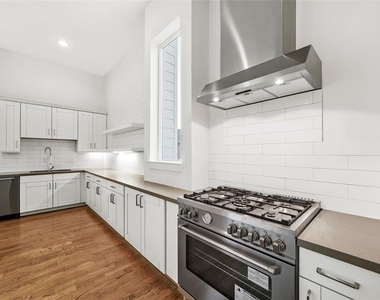 1539 W 23rd Street - Photo Thumbnail 20