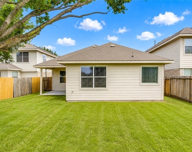 6030 Starbrook Creek Drive - Photo Thumbnail 32