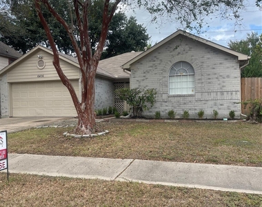 6406 Bayou Crest Drive - Photo Thumbnail 7
