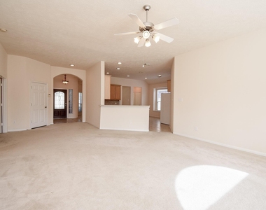 10727 Gilford Crest Drive - Photo Thumbnail 12