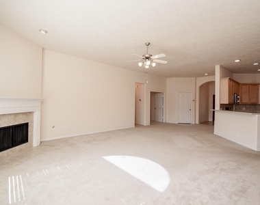 10727 Gilford Crest Drive - Photo Thumbnail 8