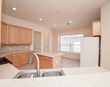 10727 Gilford Crest Drive - Photo Thumbnail 18