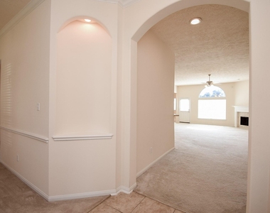 10727 Gilford Crest Drive - Photo Thumbnail 5