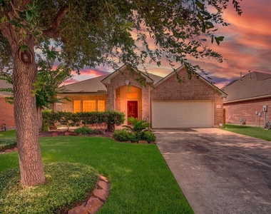 16011 Belleshire Glen Lane - Photo Thumbnail 30