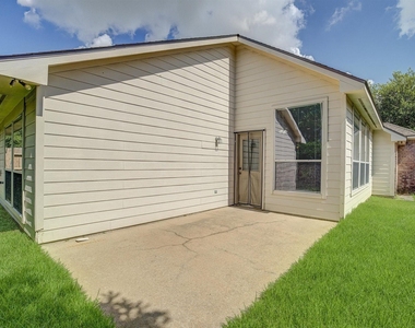 16011 Belleshire Glen Lane - Photo Thumbnail 26