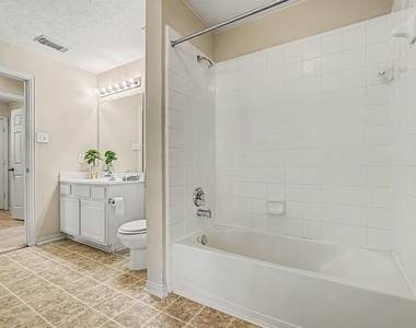 16011 Belleshire Glen Lane - Photo Thumbnail 20