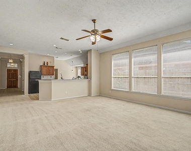 16011 Belleshire Glen Lane - Photo Thumbnail 5
