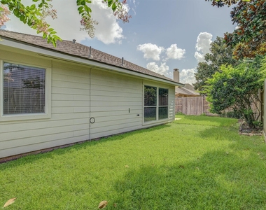 16011 Belleshire Glen Lane - Photo Thumbnail 24