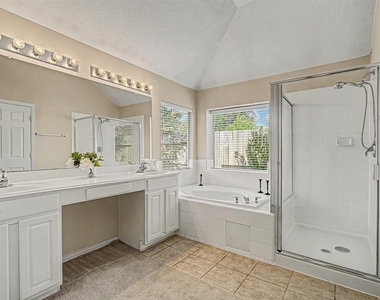 16011 Belleshire Glen Lane - Photo Thumbnail 16