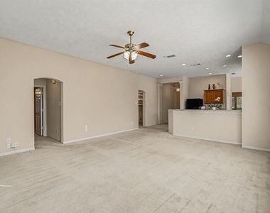 16011 Belleshire Glen Lane - Photo Thumbnail 12