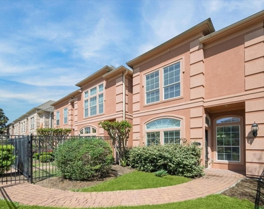 13639 Brookbluff Lane - Photo Thumbnail 2