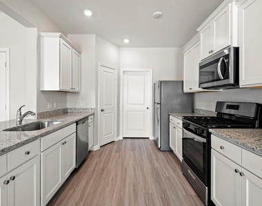15646 Honey Cove Drive - Photo Thumbnail 2