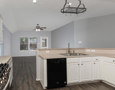 139 S Vesper Bend Circle - Photo Thumbnail 8