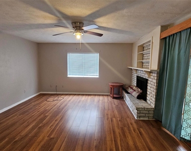 15303 Gran Vista Drive - Photo Thumbnail 20