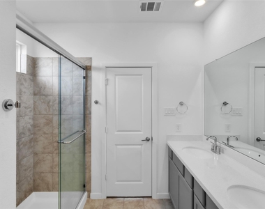 7734 Primrose Myrtle Lane - Photo Thumbnail 21