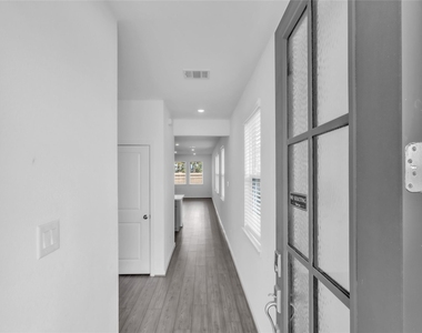 7734 Primrose Myrtle Lane - Photo Thumbnail 4