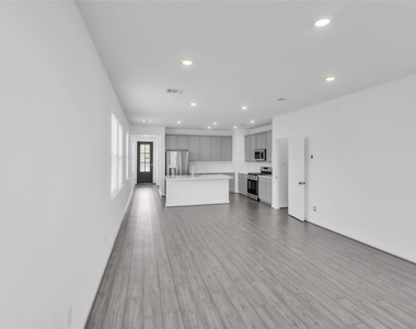 7734 Primrose Myrtle Lane - Photo Thumbnail 17