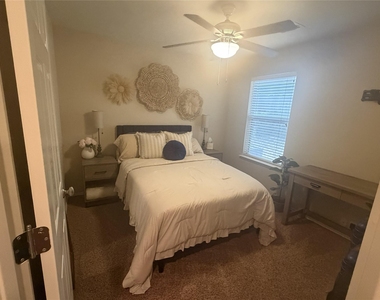 4714 Woodspring Glen Lane - Photo Thumbnail 33