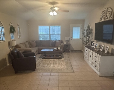 4714 Woodspring Glen Lane - Photo Thumbnail 11