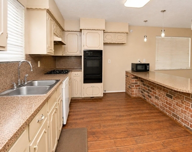 5723 Fm 2100 Road - Photo Thumbnail 10