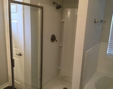 3506 Pine Tree Drive - Photo Thumbnail 12