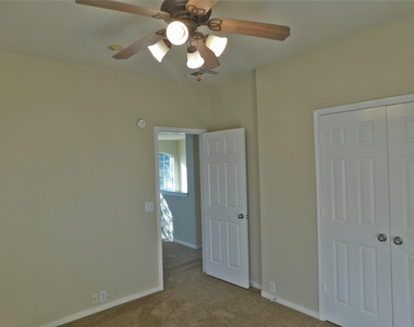 2511 Sunlight Lane - Photo Thumbnail 18