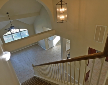 2511 Sunlight Lane - Photo Thumbnail 16
