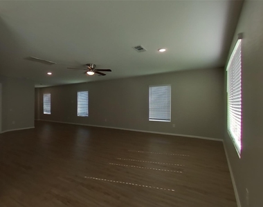 18613 Rosehill Prairie Drive - Photo Thumbnail 1