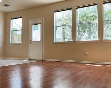 39 S Camellia Grove Circle - Photo Thumbnail 5