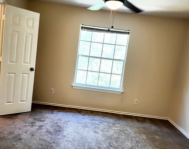 39 S Camellia Grove Circle - Photo Thumbnail 30