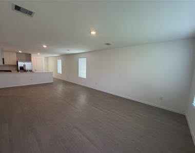 16815 Spotted Oak Drive - Photo Thumbnail 16