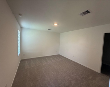 16815 Spotted Oak Drive - Photo Thumbnail 17