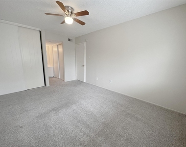 12023 Greenwood Forest Drive - Photo Thumbnail 12