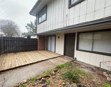 12023 Greenwood Forest Drive - Photo Thumbnail 1