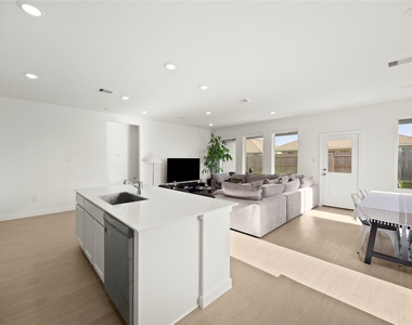 26623 Prairie Smoke Lane - Photo Thumbnail 7