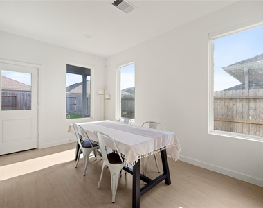 26623 Prairie Smoke Lane - Photo Thumbnail 8