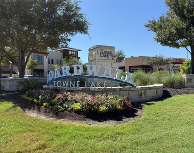 17439 Prospect Meadows Drive - Photo Thumbnail 14