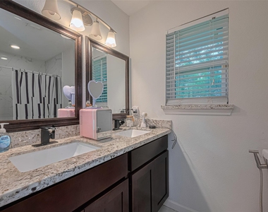 12602 Westleigh Drive - Photo Thumbnail 27