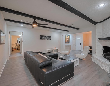 12602 Westleigh Drive - Photo Thumbnail 5