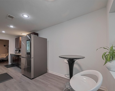 12602 Westleigh Drive - Photo Thumbnail 12