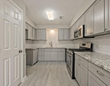 23906 Spring Towne Drive - Photo Thumbnail 7