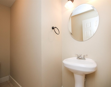 5006 Blossom Street - Photo Thumbnail 26