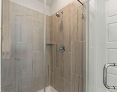 9903 Silverling Court - Photo Thumbnail 17