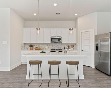 9903 Silverling Court - Photo Thumbnail 8