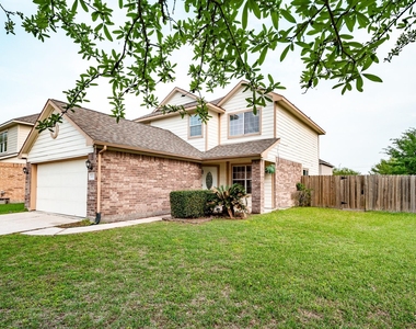 4435 Crossvine Avenue - Photo Thumbnail 20