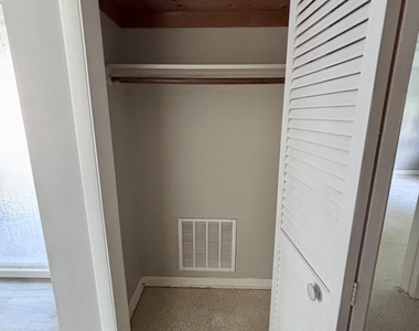 2201 Parsons Avenue - Photo Thumbnail 18